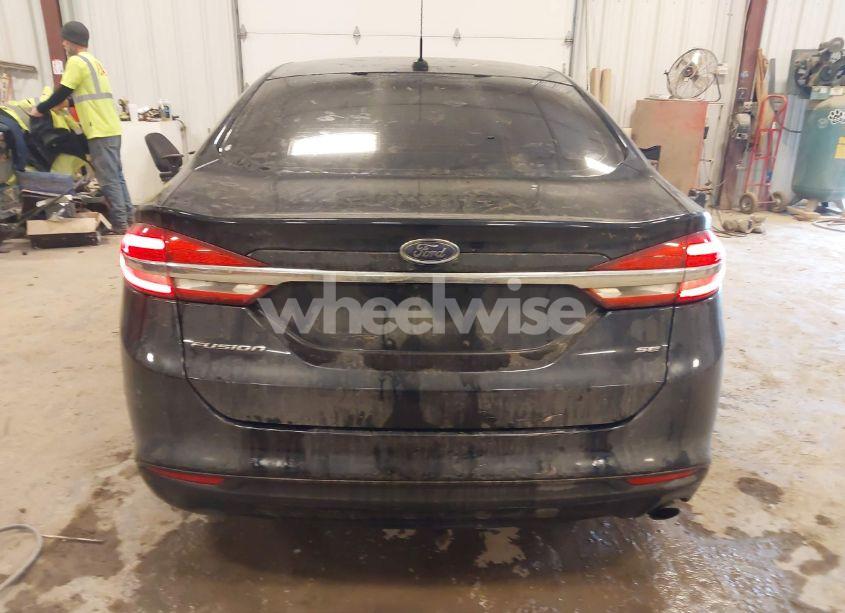 Photo 16 of 2017 Ford Fusion SE (VIN 3FA6P0H7XHR171654)