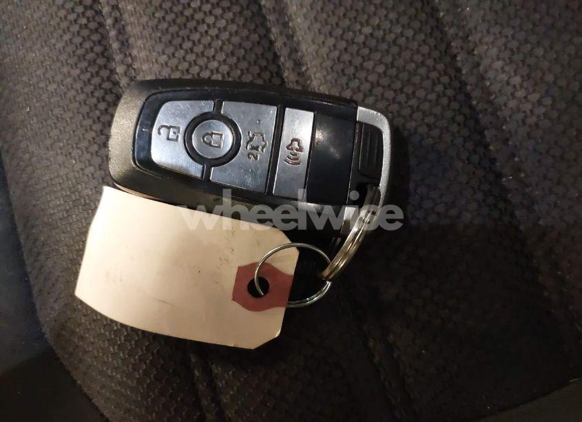 Photo 11 of 2017 Ford Fusion SE (VIN 3FA6P0H7XHR251469)