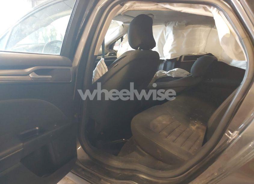 Photo 8 of 2017 Ford Fusion SE (VIN 3FA6P0H7XHR251469)