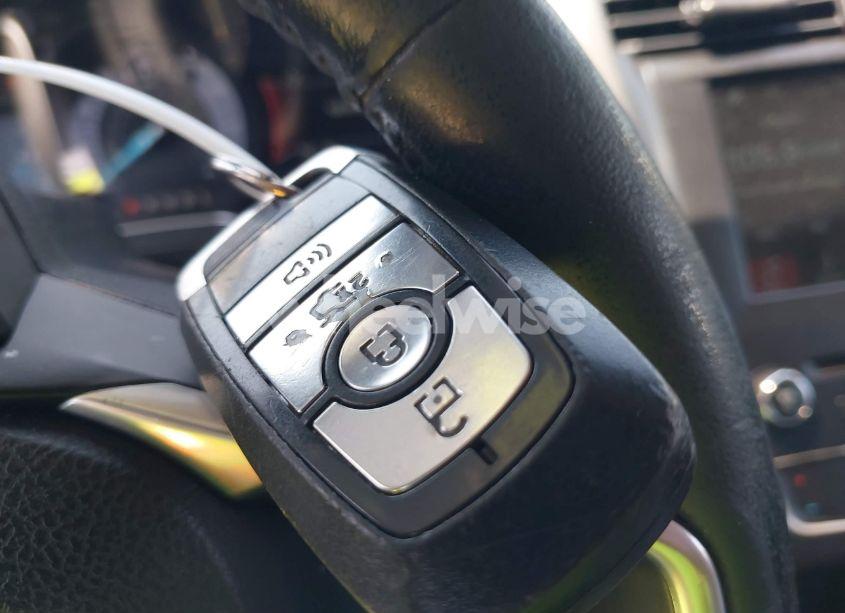 Photo 11 of 2017 Ford Fusion SE (VIN 3FA6P0H7XHR253870)