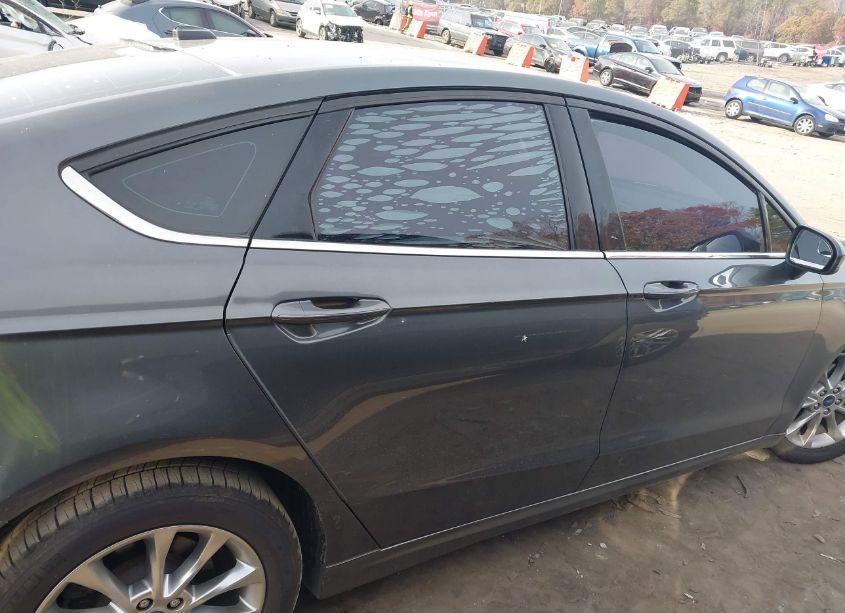 Photo 13 of 2017 Ford Fusion SE (VIN 3FA6P0H7XHR259023)