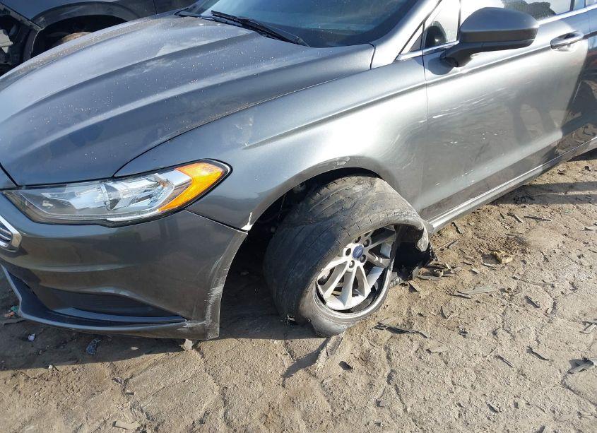 Photo 6 of 2017 Ford Fusion SE (VIN 3FA6P0H7XHR259023)