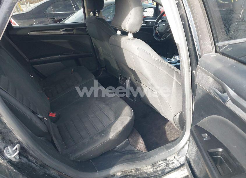 Photo 8 of 2017 Ford Fusion SE (VIN 3FA6P0H7XHR341463)