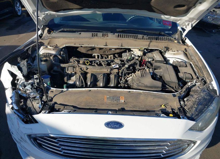 Photo 10 of 2017 Ford Fusion SE (VIN 3FA6P0H7XHR356089)
