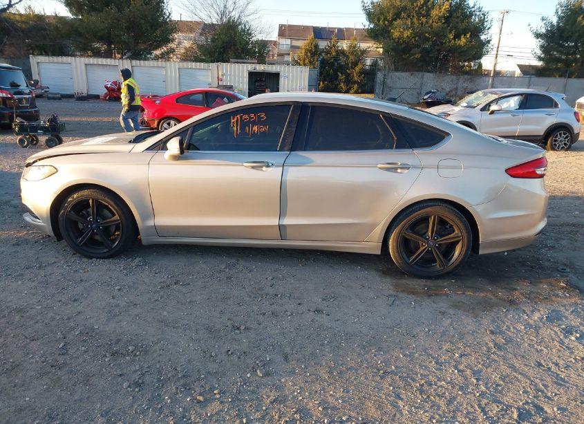 Photo 14 of 2017 Ford Fusion SE (VIN 3FA6P0H7XHR369814)