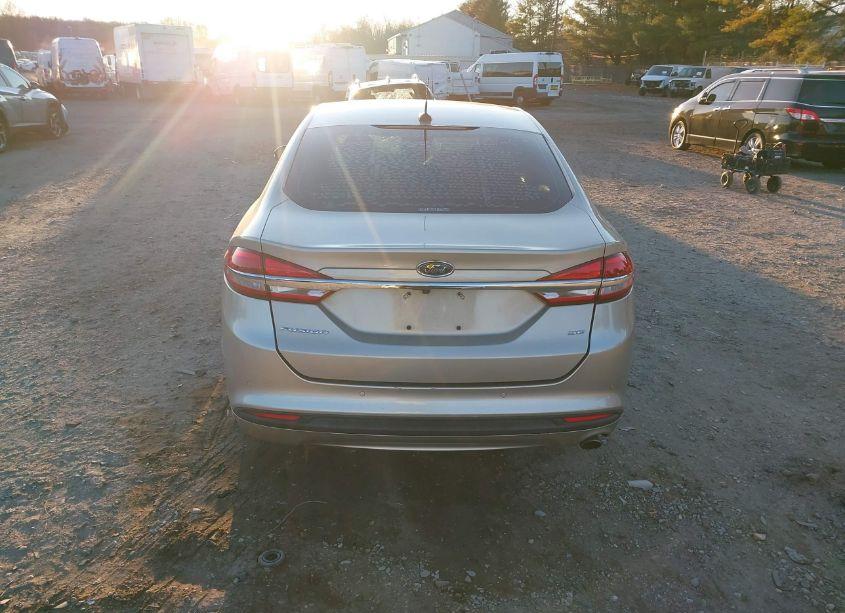 Photo 16 of 2017 Ford Fusion SE (VIN 3FA6P0H7XHR369814)