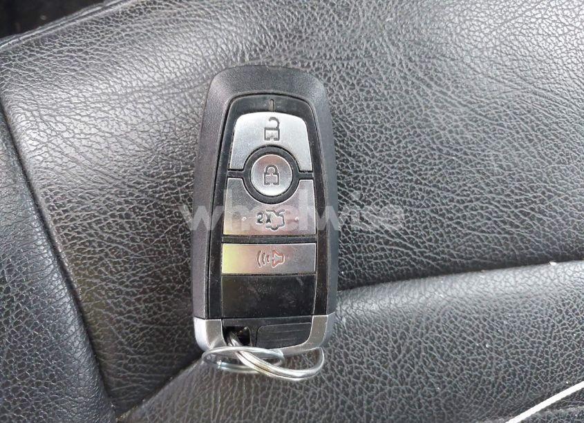 Photo 11 of 2017 Ford Fusion SE (VIN 3FA6P0H7XHR397029)