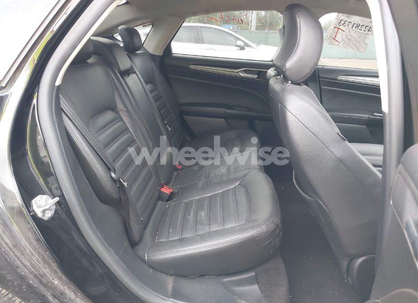 Photo 8 of 2017 Ford Fusion SE (VIN 3FA6P0H7XHR397029)