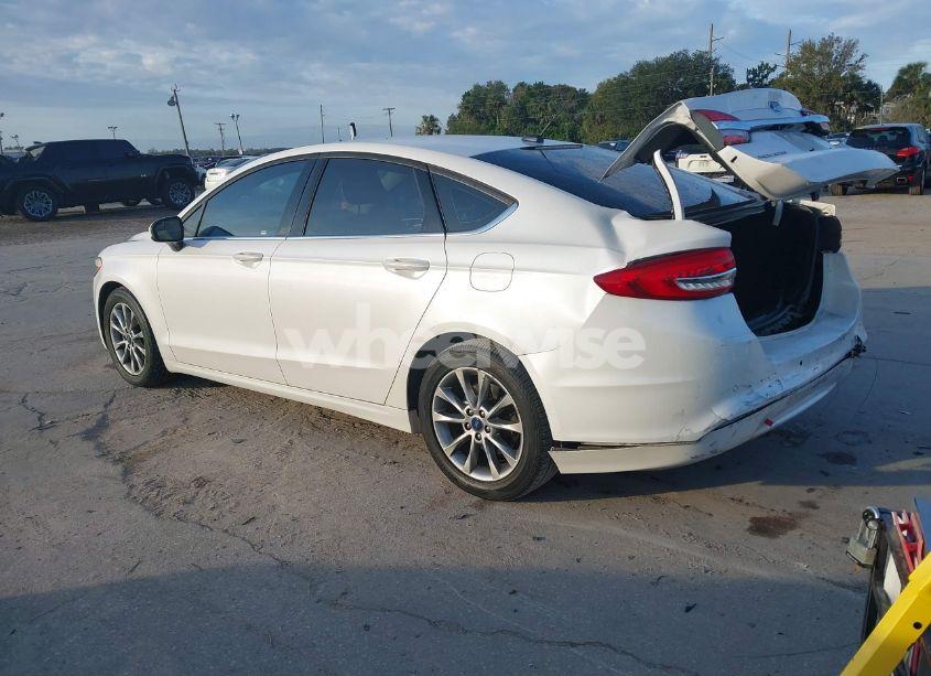 Photo 14 of 2017 Ford Fusion SE (VIN 3FA6P0H7XHR416839)