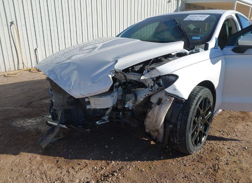 Photo 6 of 2018 Ford Fusion SE (VIN 3FA6P0H7XJR109564)