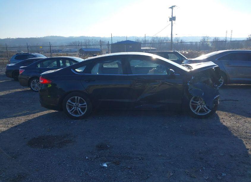 Photo 14 of 2018 Ford Fusion SE (VIN 3FA6P0H7XJR125666)