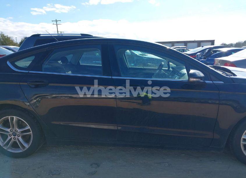 Photo 13 of 2018 Ford Fusion SE (VIN 3FA6P0H7XJR159283)