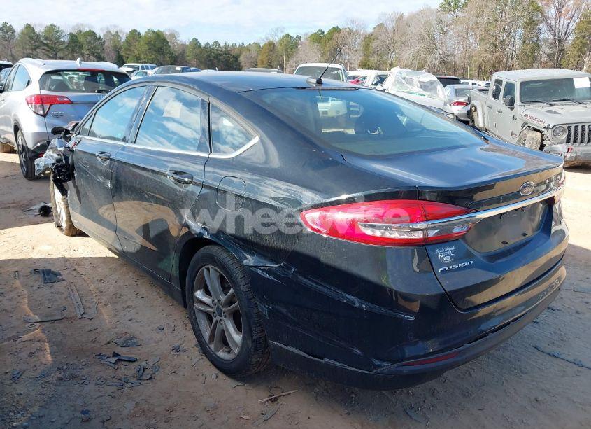Photo 3 of 2018 Ford Fusion SE (VIN 3FA6P0H7XJR159283)