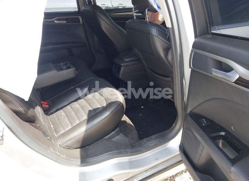 Photo 8 of 2013 Ford Fusion SE (VIN 3FA6P0H90DR155250)