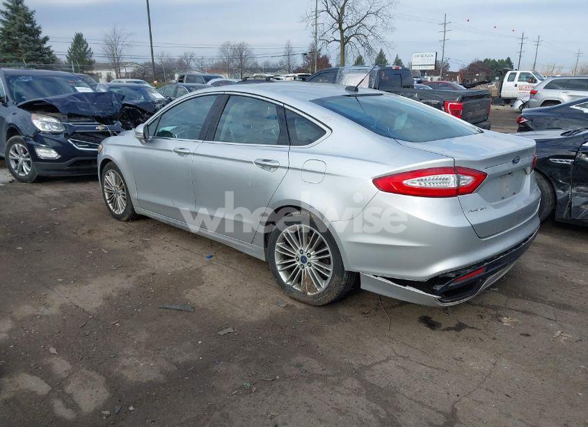 Photo 3 of 2013 Ford Fusion SE (VIN 3FA6P0H90DR191228)