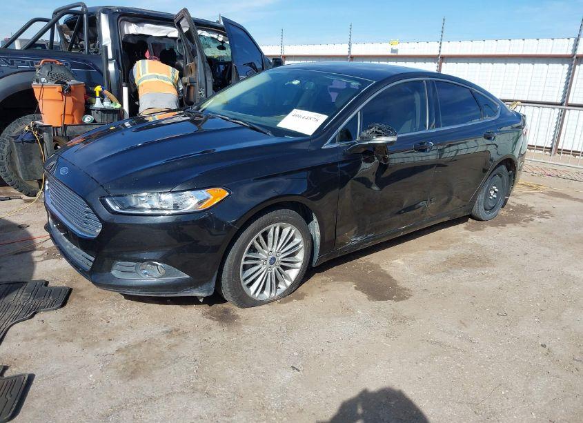 Photo 2 of 2013 Ford Fusion SE (VIN 3FA6P0H90DR355304)