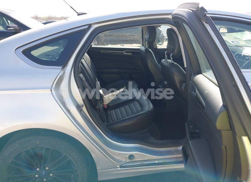 Photo 8 of 2014 Ford Fusion SE (VIN 3FA6P0H90ER240400)