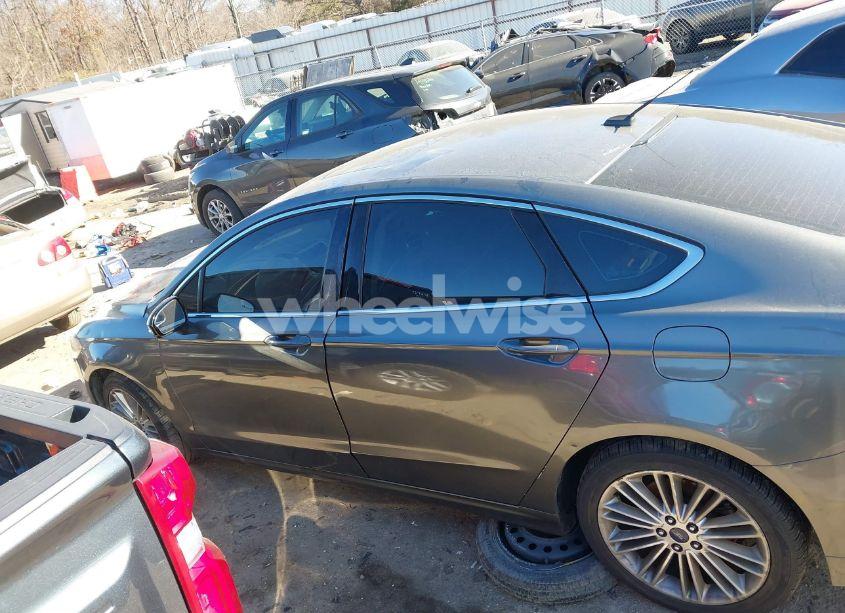Photo 14 of 2014 Ford Fusion SE (VIN 3FA6P0H90ER270741)