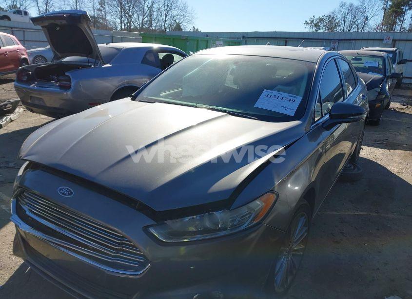 Photo 2 of 2014 Ford Fusion SE (VIN 3FA6P0H90ER270741)