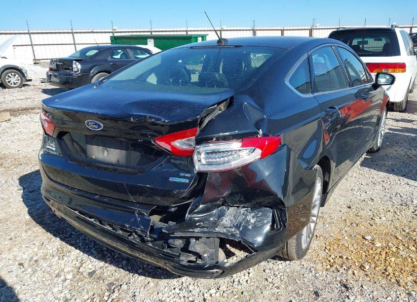 Photo 4 of 2014 Ford Fusion SE (VIN 3FA6P0H90ER340464)