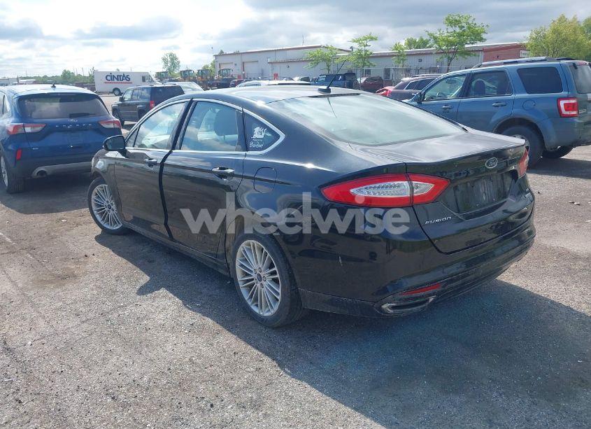 Photo 3 of 2014 Ford Fusion SE (VIN 3FA6P0H90ER345163)