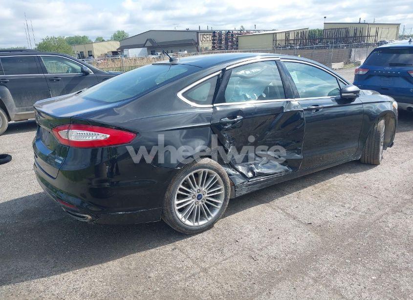 Photo 4 of 2014 Ford Fusion SE (VIN 3FA6P0H90ER345163)