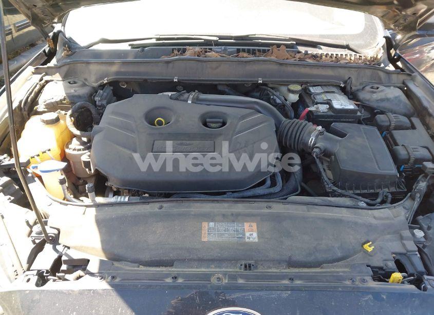 Photo 10 of 2015 Ford Fusion SE (VIN 3FA6P0H90FR207415)