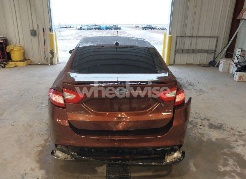 Photo 16 of 2016 Ford Fusion SE (VIN 3FA6P0H90GR274128)