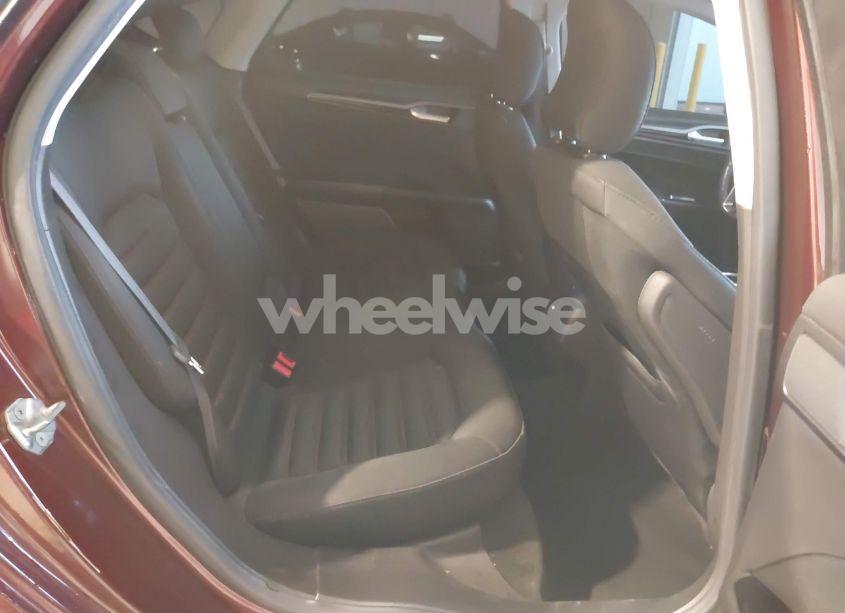 Photo 8 of 2016 Ford Fusion SE (VIN 3FA6P0H90GR274128)