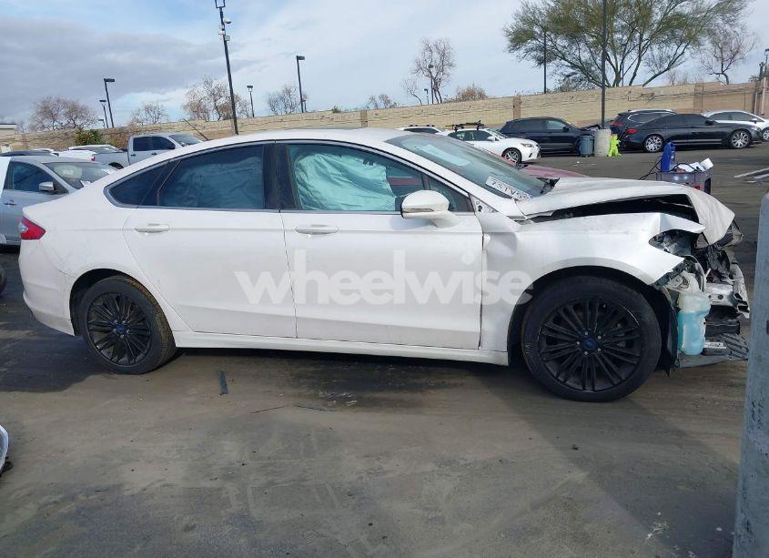 Photo 14 of 2016 Ford Fusion SE (VIN 3FA6P0H90GR385438)