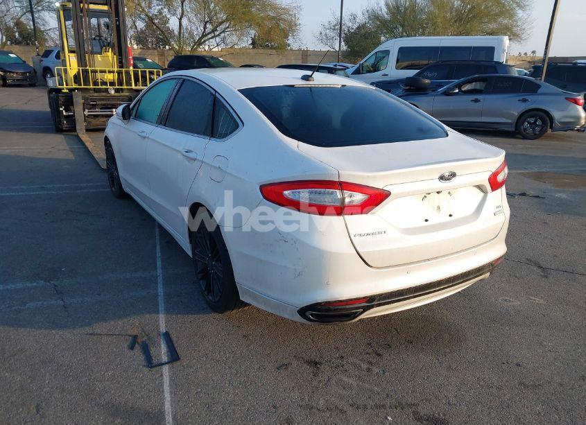 Photo 3 of 2016 Ford Fusion SE (VIN 3FA6P0H90GR385438)