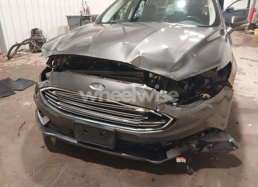 Photo 6 of 2017 Ford Fusion SE (VIN 3FA6P0H90HR149888)