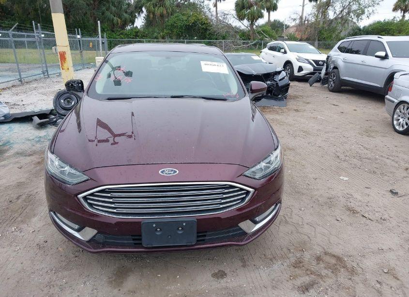 Photo 13 of 2018 Ford Fusion SE (VIN 3FA6P0H90JR163991)