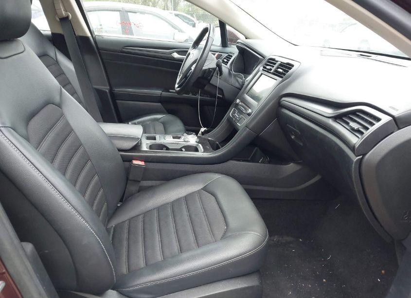 Photo 5 of 2018 Ford Fusion SE (VIN 3FA6P0H90JR163991)