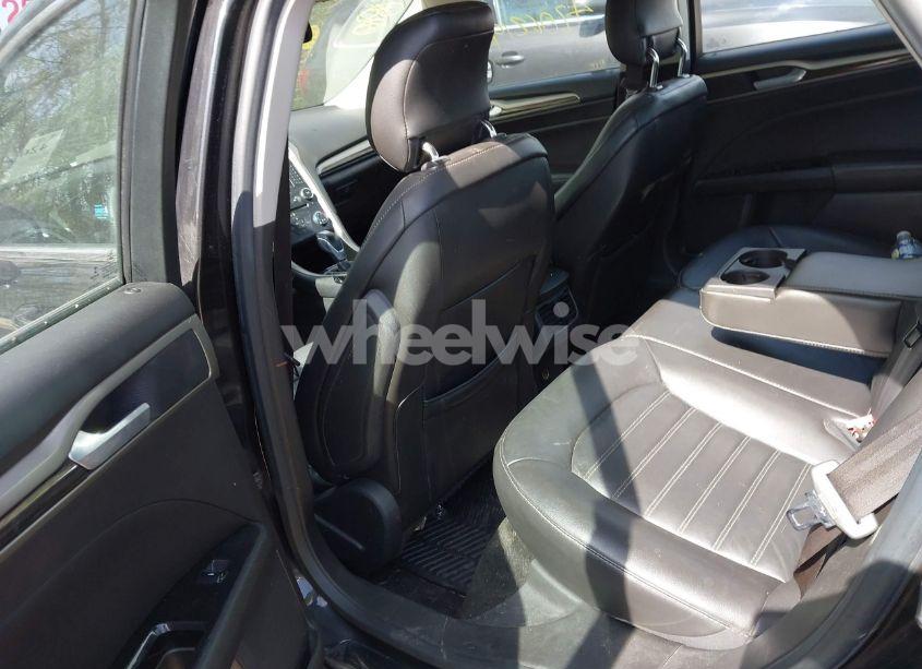 Photo 8 of 2013 Ford Fusion SE (VIN 3FA6P0H91DR220817)