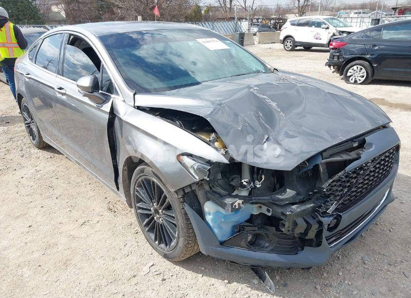2014 Ford Fusion SE (VIN 3FA6P0H91ER258002) main photo