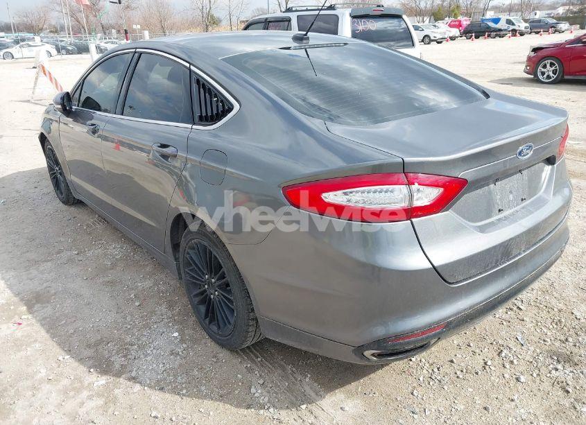Photo 3 of 2014 Ford Fusion SE (VIN 3FA6P0H91ER258002)