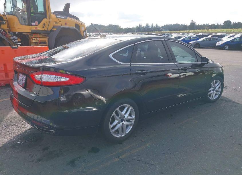 Photo 4 of 2014 Ford Fusion SE (VIN 3FA6P0H91ER258095)