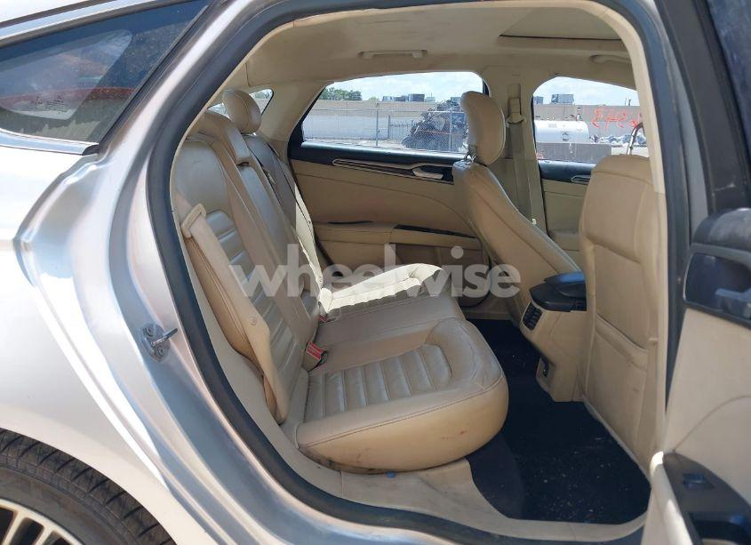 Photo 8 of 2014 Ford Fusion SE (VIN 3FA6P0H91ER277374)