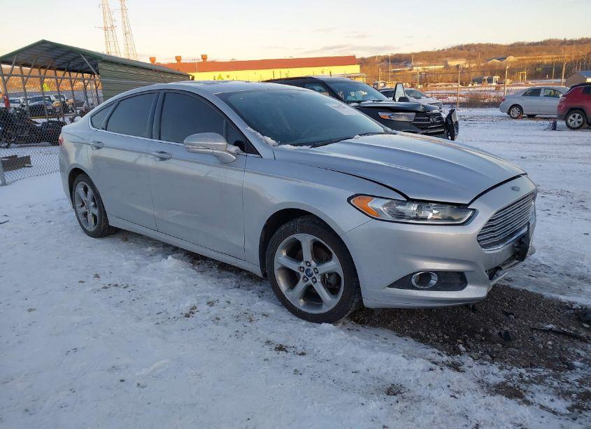 2014 Ford Fusion SE (VIN 3FA6P0H91ER327982) main photo