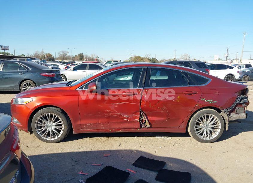 Photo 15 of 2014 Ford Fusion SE (VIN 3FA6P0H91ER340392)
