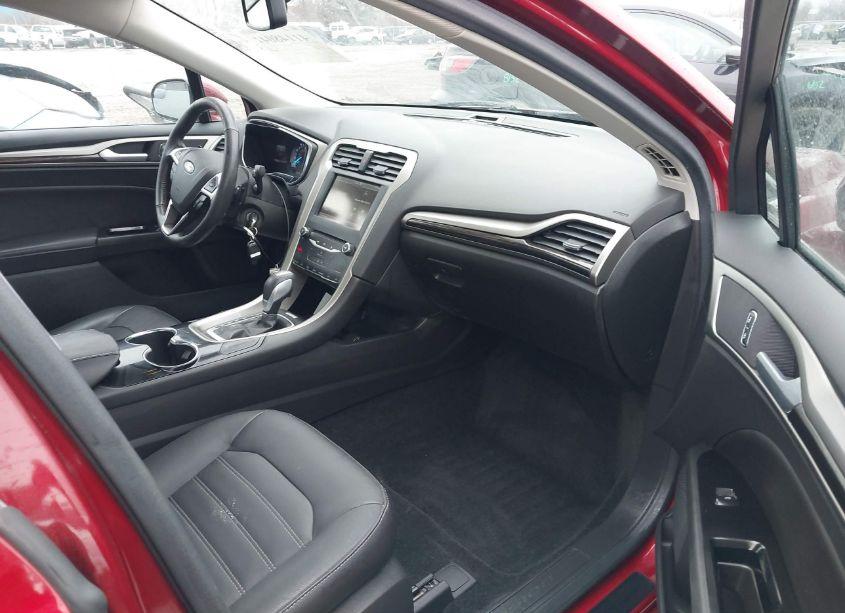 Photo 5 of 2014 Ford Fusion SE (VIN 3FA6P0H91ER388541)