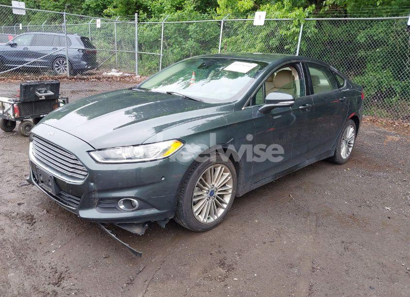 Photo 2 of 2015 Ford Fusion SE (VIN 3FA6P0H91FR276372)
