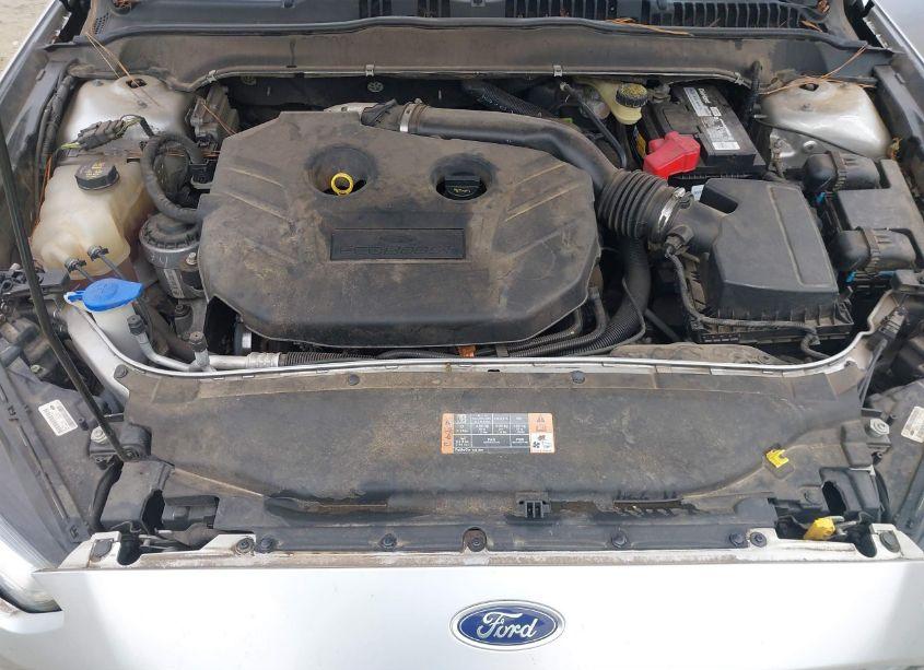 Photo 10 of 2016 Ford Fusion SE (VIN 3FA6P0H91GR154760)