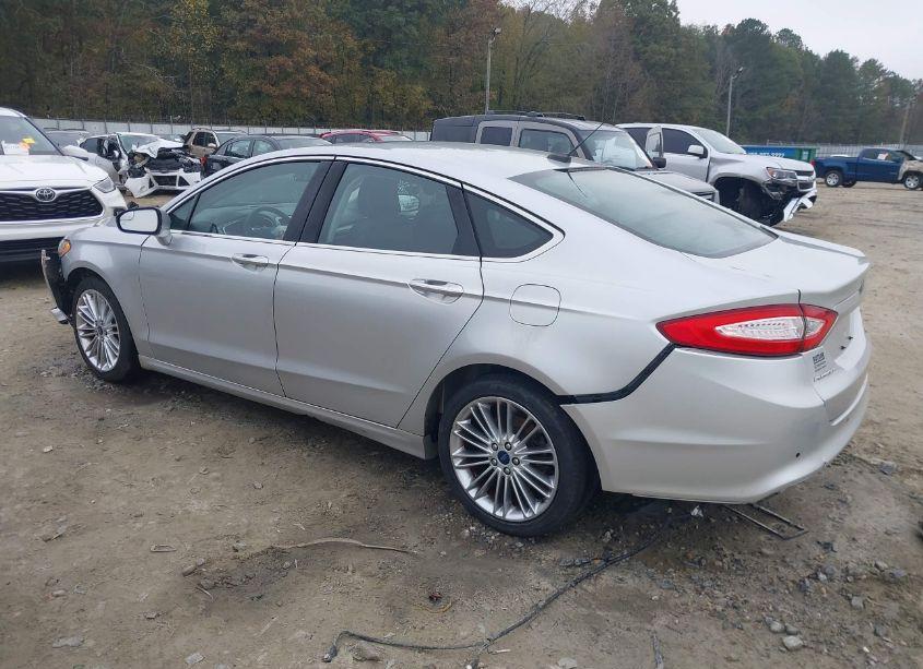 Photo 3 of 2016 Ford Fusion SE (VIN 3FA6P0H91GR154760)