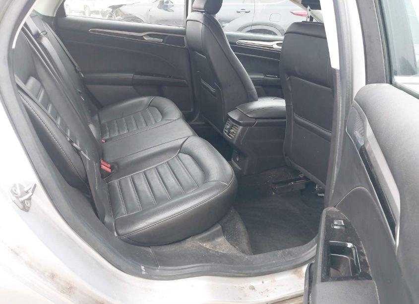 Photo 8 of 2016 Ford Fusion SE (VIN 3FA6P0H91GR154760)