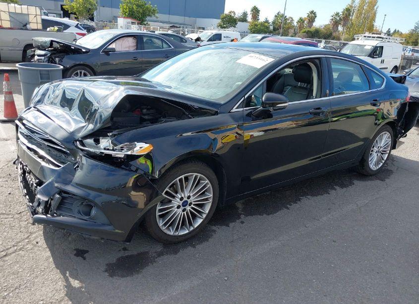 Photo 2 of 2016 Ford Fusion SE (VIN 3FA6P0H91GR257564)
