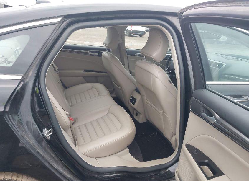 Photo 8 of 2017 Ford Fusion SE (VIN 3FA6P0H91HR186223)