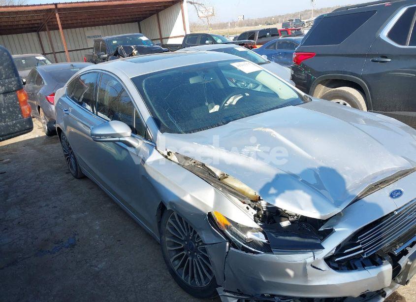 2017 Ford Fusion SE (VIN 3FA6P0H91HR200363) main photo