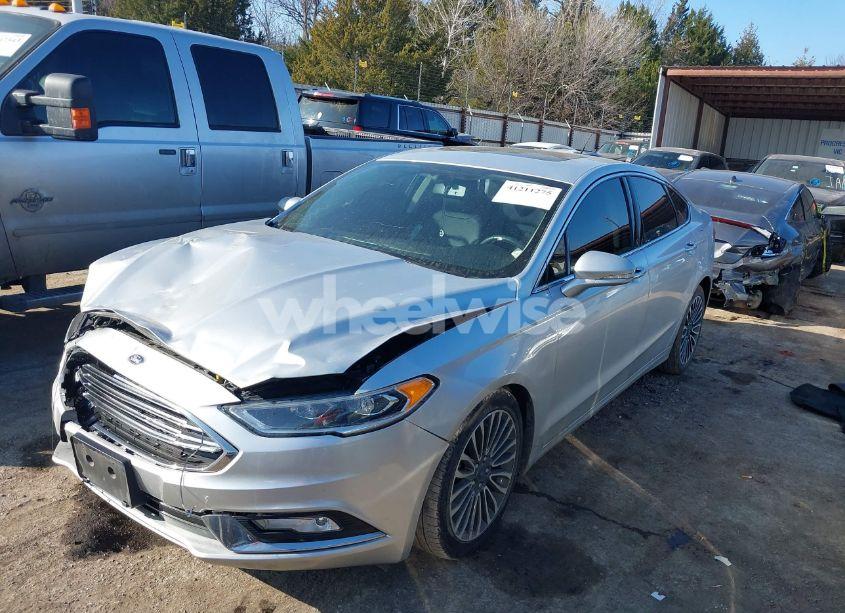 Photo 2 of 2017 Ford Fusion SE (VIN 3FA6P0H91HR200363)